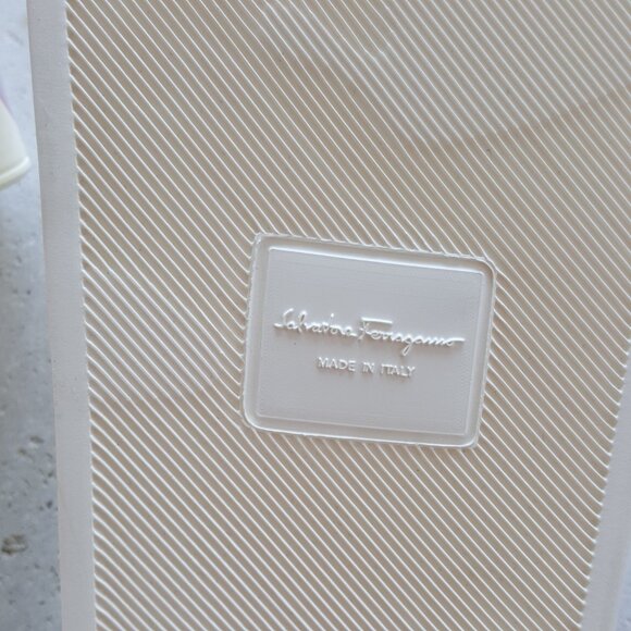 Salvatore ferragamo ! Slids ( 11 ) - Picture 4 of 5